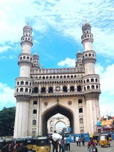 250px-Charminar-front